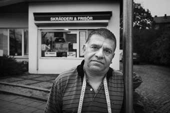 B&aring;de Naser Yazdanpanah och Basi Hassan blev beskjutna, skotten har troligtvis rasistiska motiv